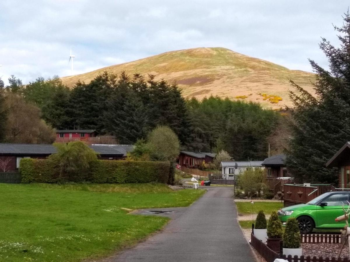 Lazy Days Lodge Glendevon Extérieur photo