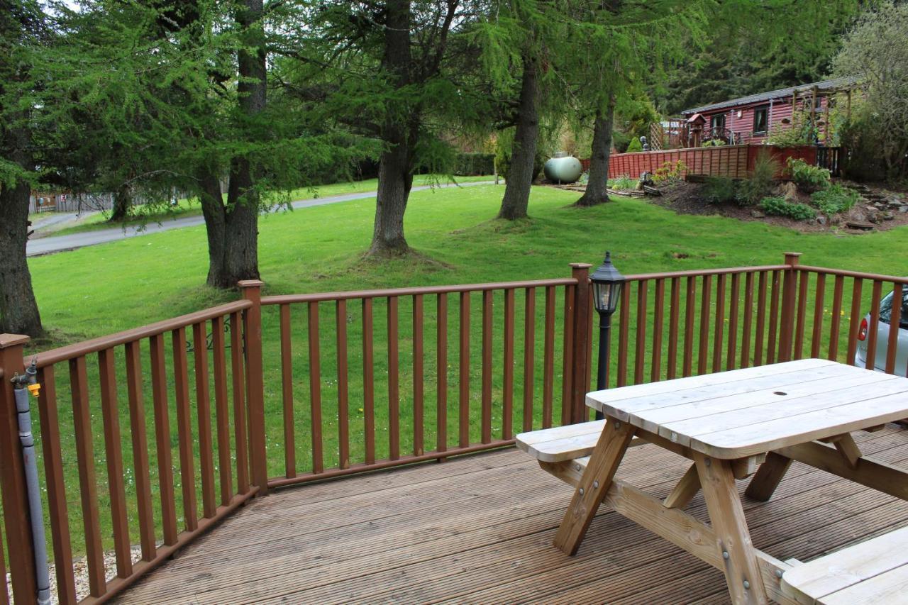 Lazy Days Lodge Glendevon Extérieur photo